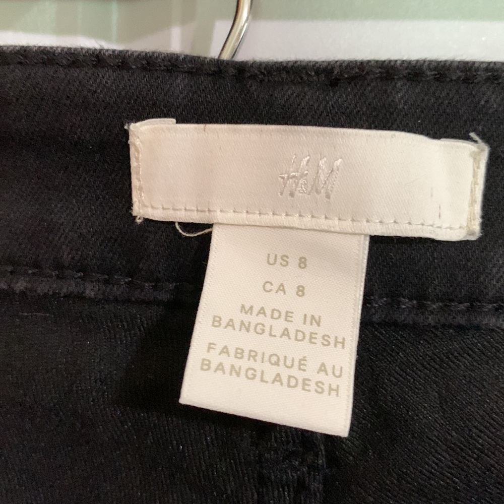 H&M Black Jeans (8) - Picture 3 of 4